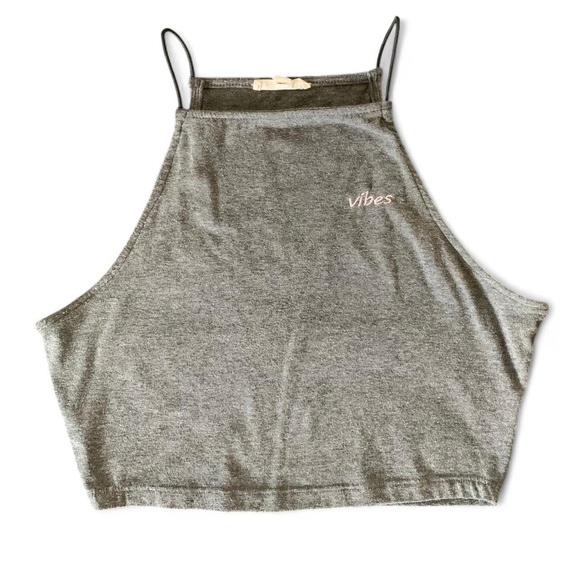 LA Hearts “vibes” Stretchy Spaghetti Crop Top - Picture 3 of 4